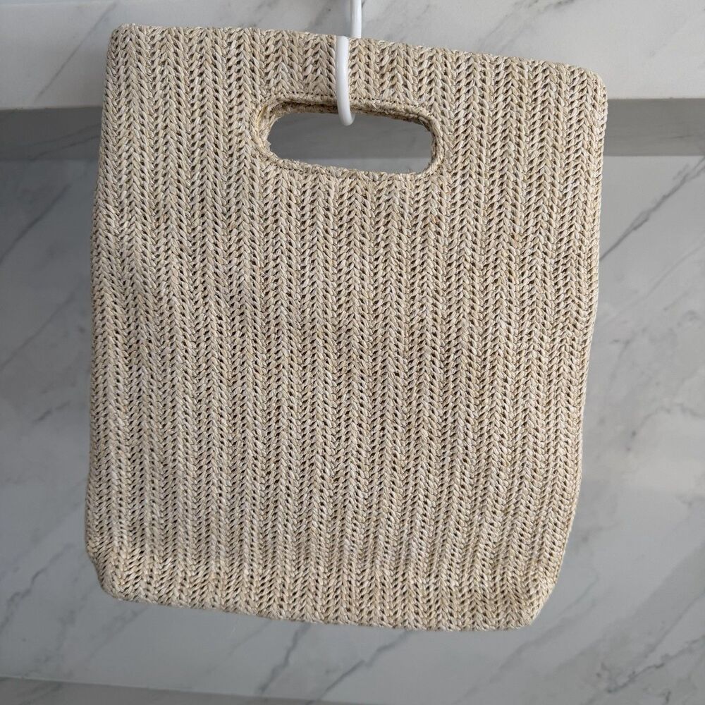 Cottage Boho Beachy Coastal Nautical Structured Straw Rarfia Top Handle Bag